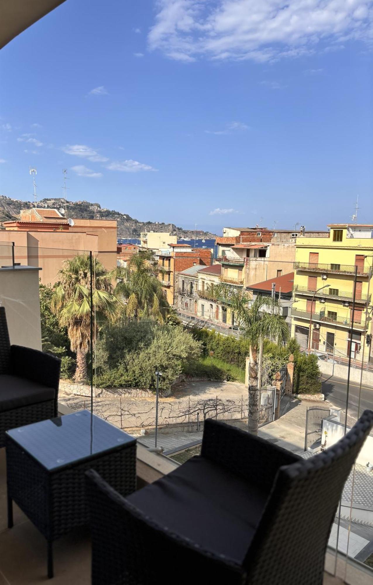 Ig - "Villa Don Antonio" Apartments Giardini Naxos Dış mekan fotoğraf