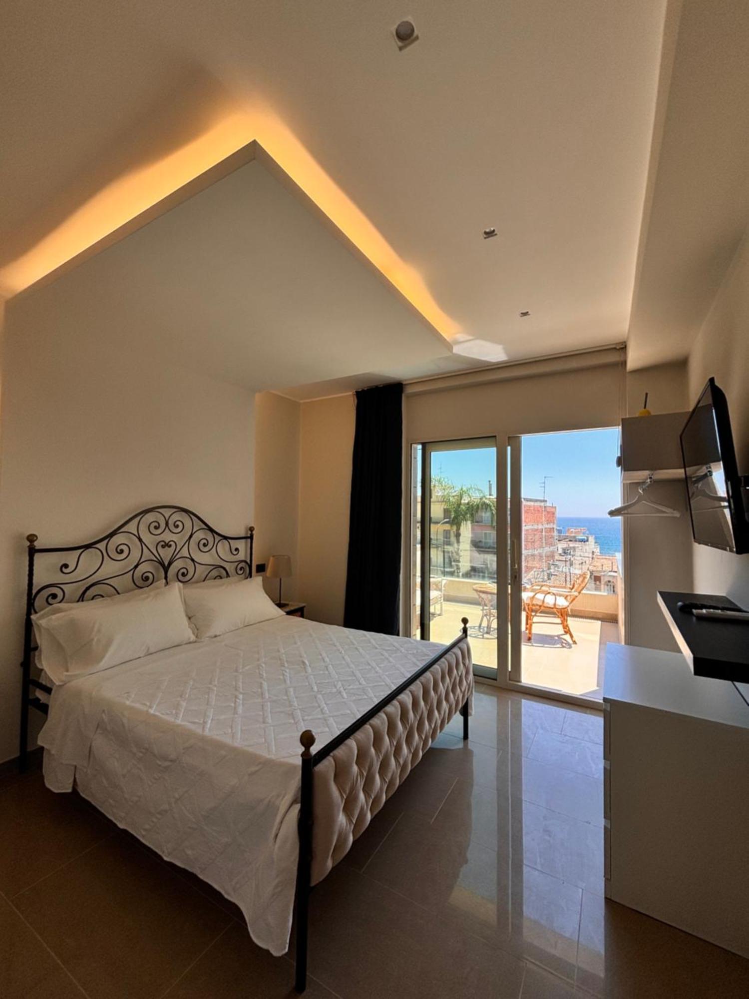 Ig - "Villa Don Antonio" Apartments Giardini Naxos Dış mekan fotoğraf