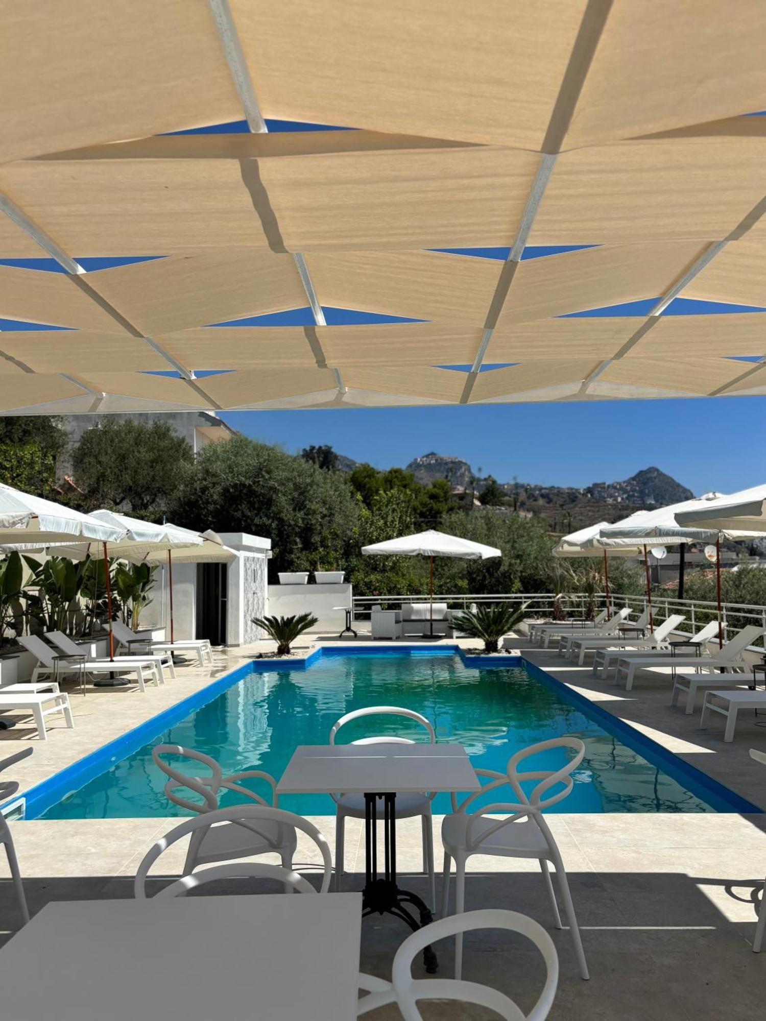 Ig - "Villa Don Antonio" Apartments Giardini Naxos Dış mekan fotoğraf